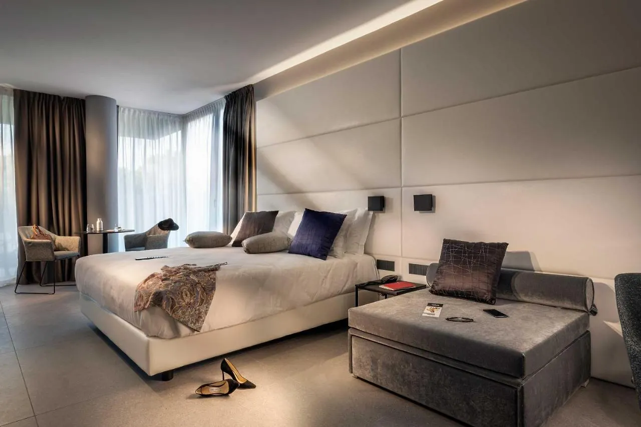 *****  J44 Lifestyle Hotel Lido di Jesolo Italy